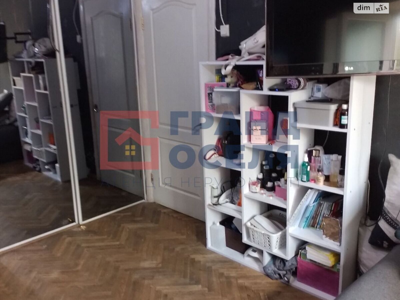 Продаж трикімнатної квартири в Києві, на вул. Івана Дзюби 10, район Святошинський фото 1 Продаж трикімнатної квартири в Києві, на вул. Івана Дзюби 10, район Святошинський фото 1