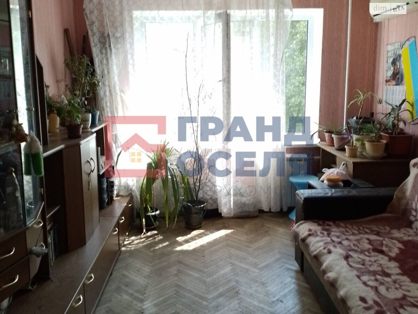 Продаж трикімнатної квартири в Києві, на вул. Івана Дзюби 10, район Святошинський фото 1 Продаж трикімнатної квартири в Києві, на вул. Івана Дзюби 10, район Святошинський фото 1
