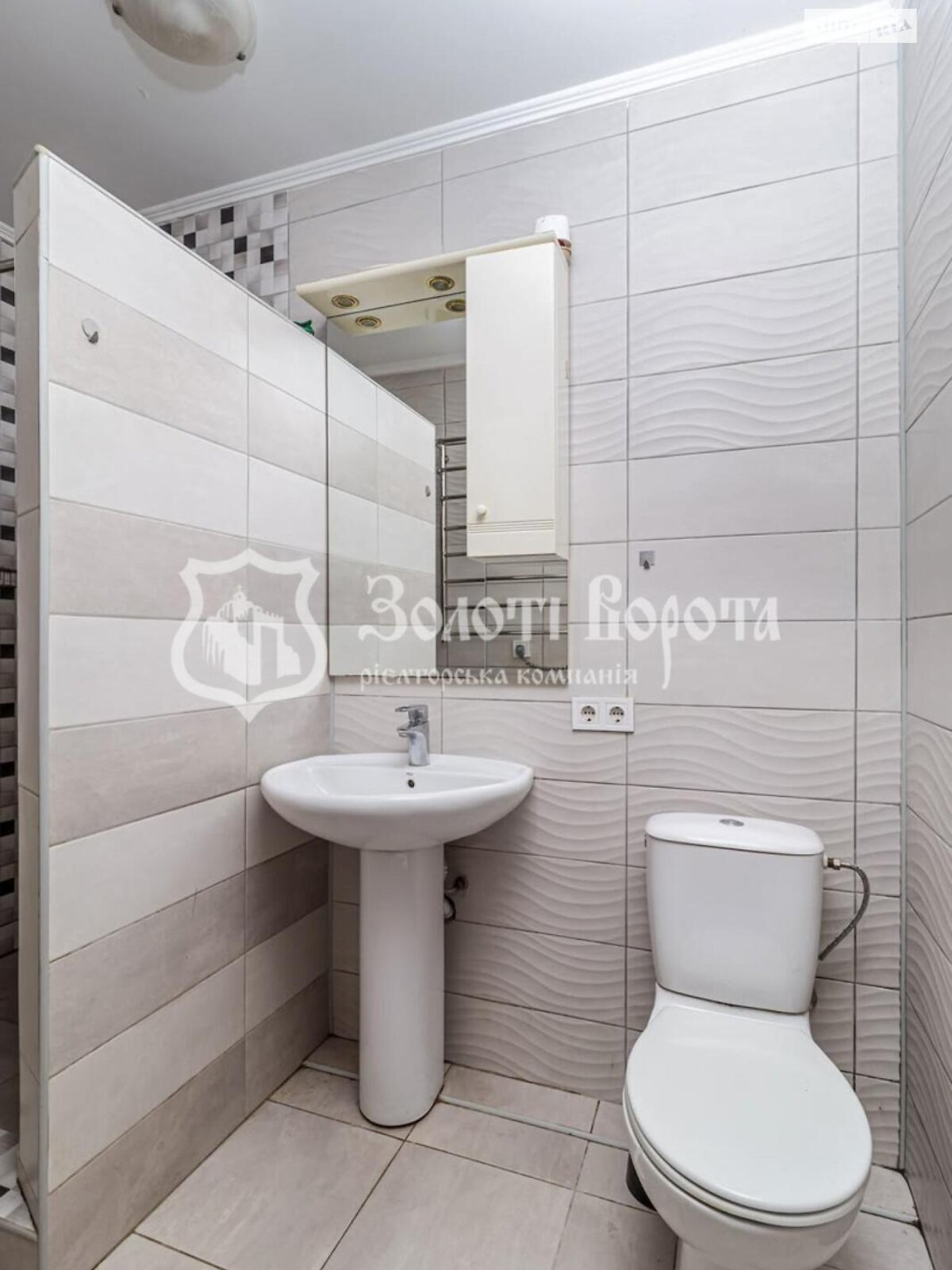 Продажа однокомнатной квартиры в Киеве, на ул. Семьи Стешенко 9, район Святошинский фото 1