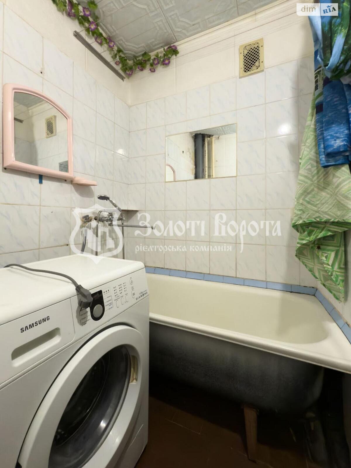 Продажа однокомнатной квартиры в Киеве, на ул. Симиренко 18А, район Святошинский фото 1 Продажа однокомнатной квартиры в Киеве, на ул. Симиренко 18А, район Святошинский фото 1