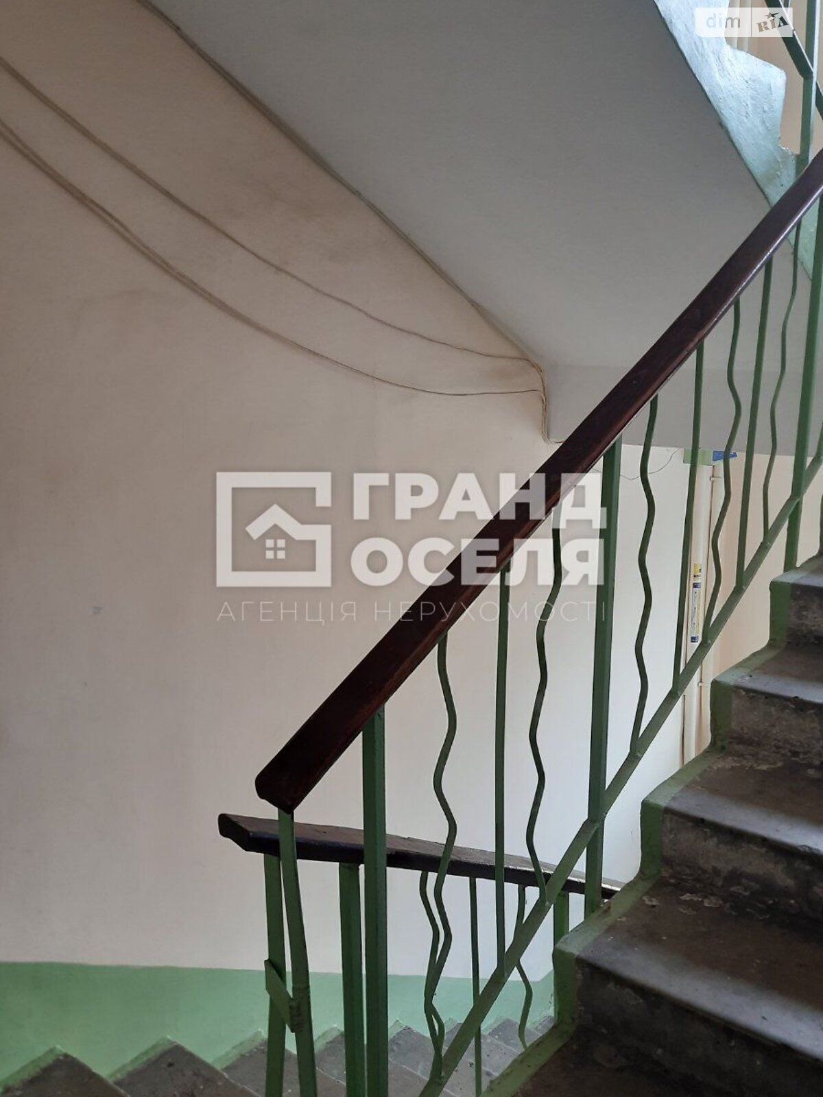 Продаж трикімнатної квартири в Києві, на вул. Симиренка 34, район Святошинський фото 1 Продаж трикімнатної квартири в Києві, на вул. Симиренка 34, район Святошинський фото 1