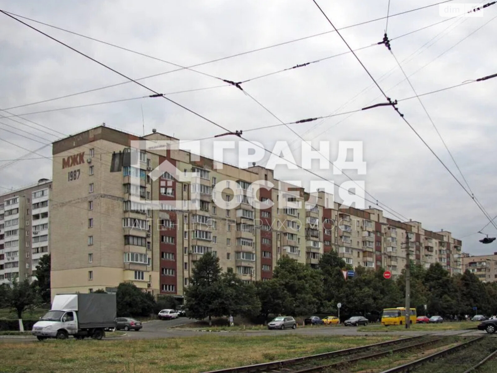 Продаж трикімнатної квартири в Києві, на вул. Симиренка 34, район Святошинський фото 1 Продаж трикімнатної квартири в Києві, на вул. Симиренка 34, район Святошинський фото 1