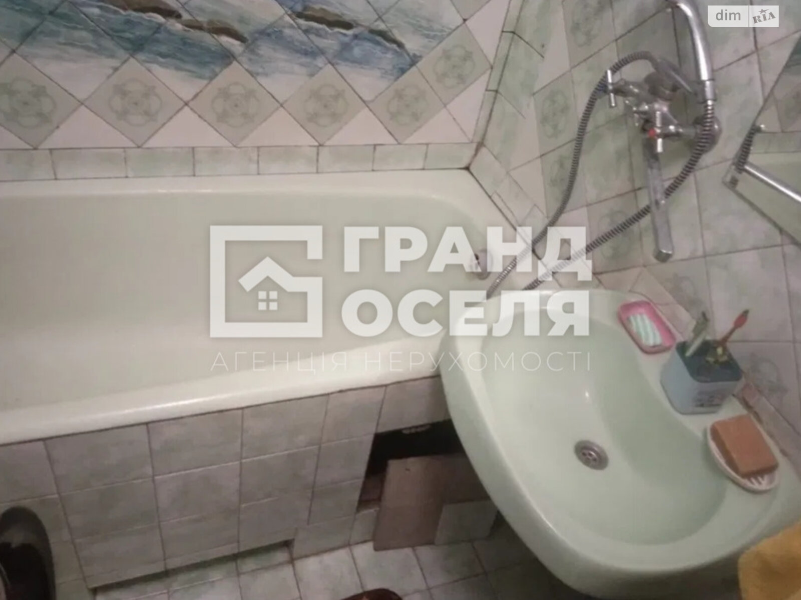 Продаж трикімнатної квартири в Києві, на вул. Симиренка 34, район Святошинський фото 1 Продаж трикімнатної квартири в Києві, на вул. Симиренка 34, район Святошинський фото 1