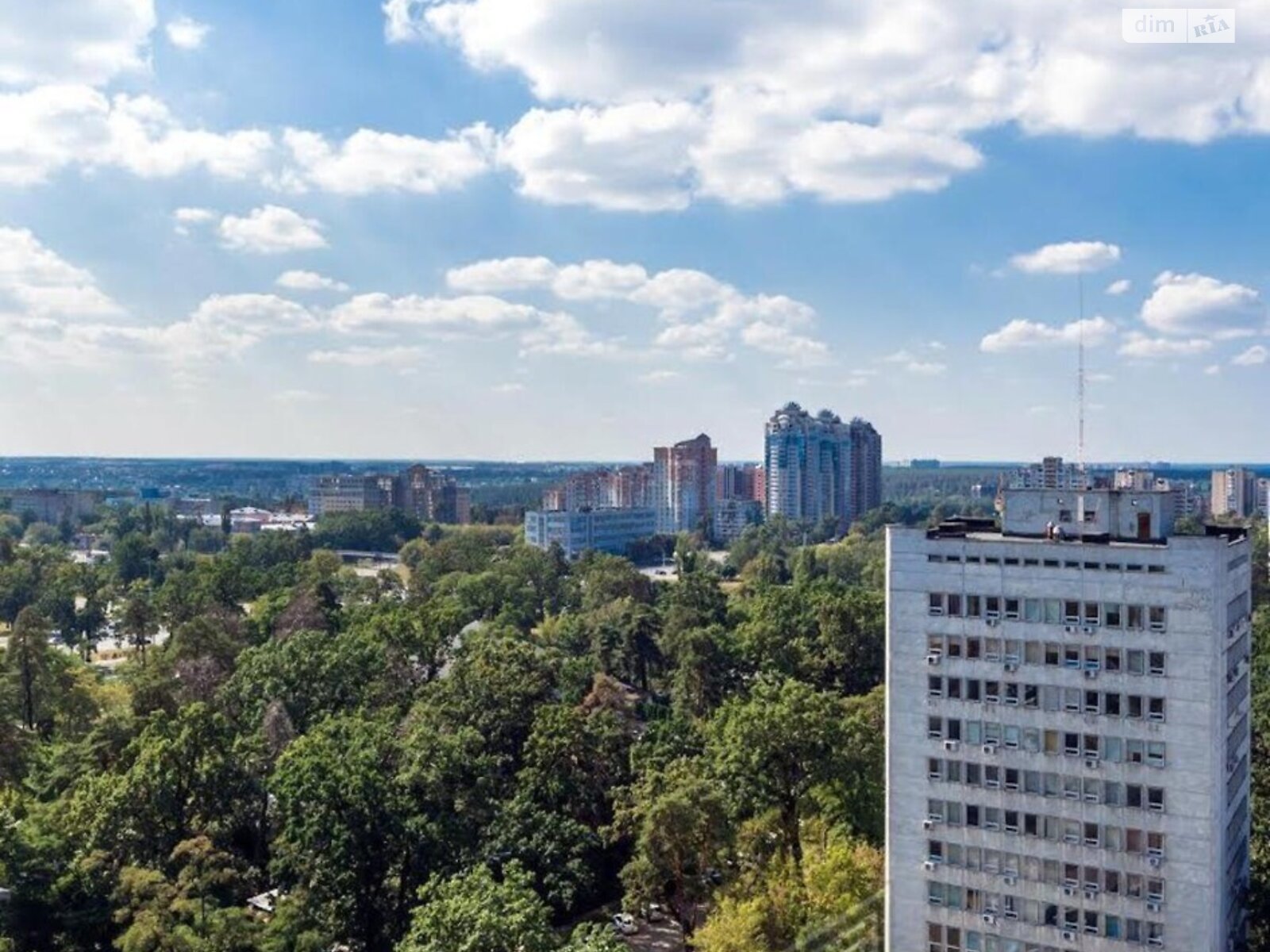 Продаж трикімнатної квартири в Києві, на пл. Святошинська 1, район Святошинський фото 1