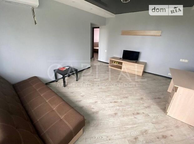 Продажа трехкомнатной квартиры в Киеве, на ул. Василия Кучера 10, район Святошинский фото 1 Продажа трехкомнатной квартиры в Киеве, на ул. Василия Кучера 10, район Святошинский фото 1