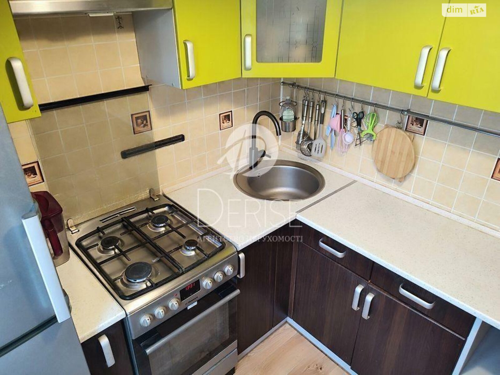 Продажа двухкомнатной квартиры в Киеве, на ул. Василия Кучера 2А, район Святошинский фото 1 Продажа двухкомнатной квартиры в Киеве, на ул. Василия Кучера 2А, район Святошинский фото 1
