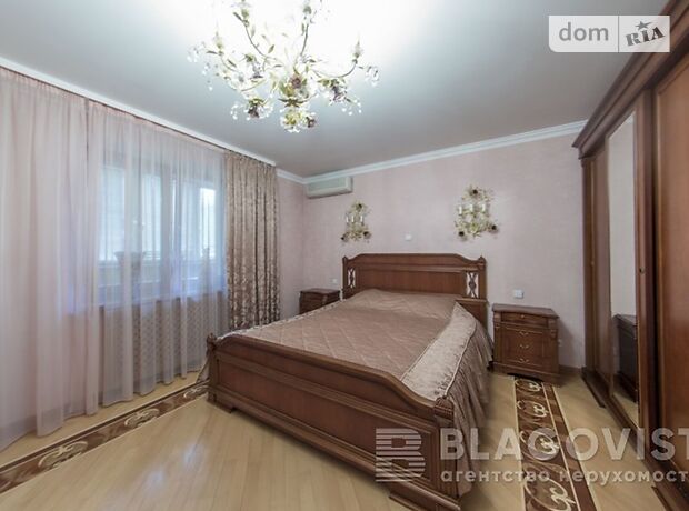 Продажа четырехкомнатной квартиры в Киеве, на ул. Якуба Коласа 2, район Святошинский фото 1 Продажа четырехкомнатной квартиры в Киеве, на ул. Якуба Коласа 2, район Святошинский фото 1