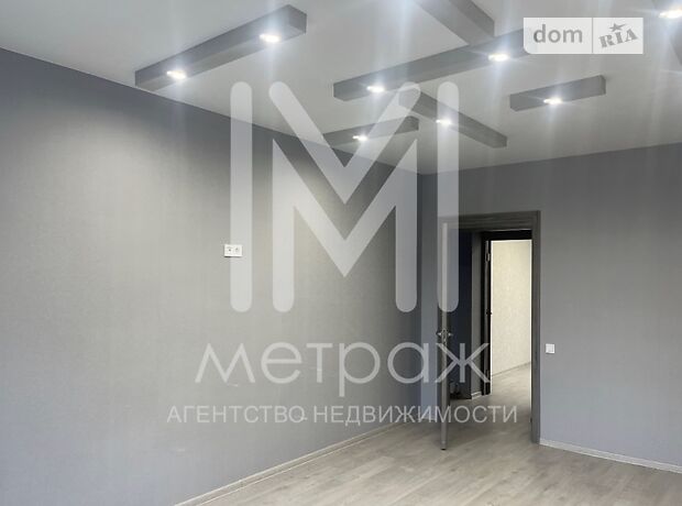 Продажа двухкомнатной квартиры в Киеве, на Петровская ул. 1, район Святошинский фото 1 Продажа двухкомнатной квартиры в Киеве, на Петровская ул. 1, район Святошинский фото 1