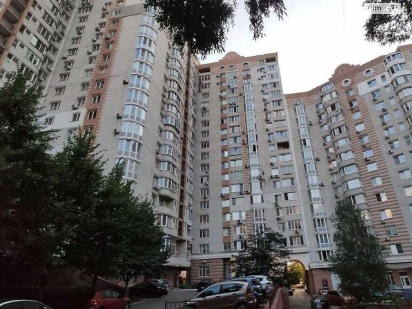 Продажа трехкомнатной квартиры в Киеве, на ул. Степана Руданского 4Б, район Сырец фото 1