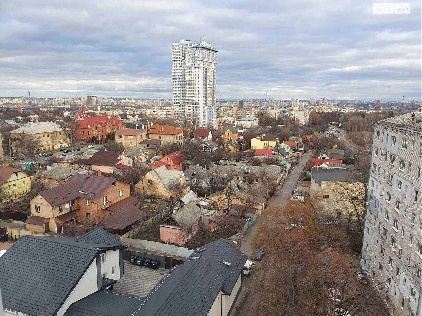 Продаж трикімнатної квартири в Києві, на вул. Олени Теліги 55, район Сирець фото 1