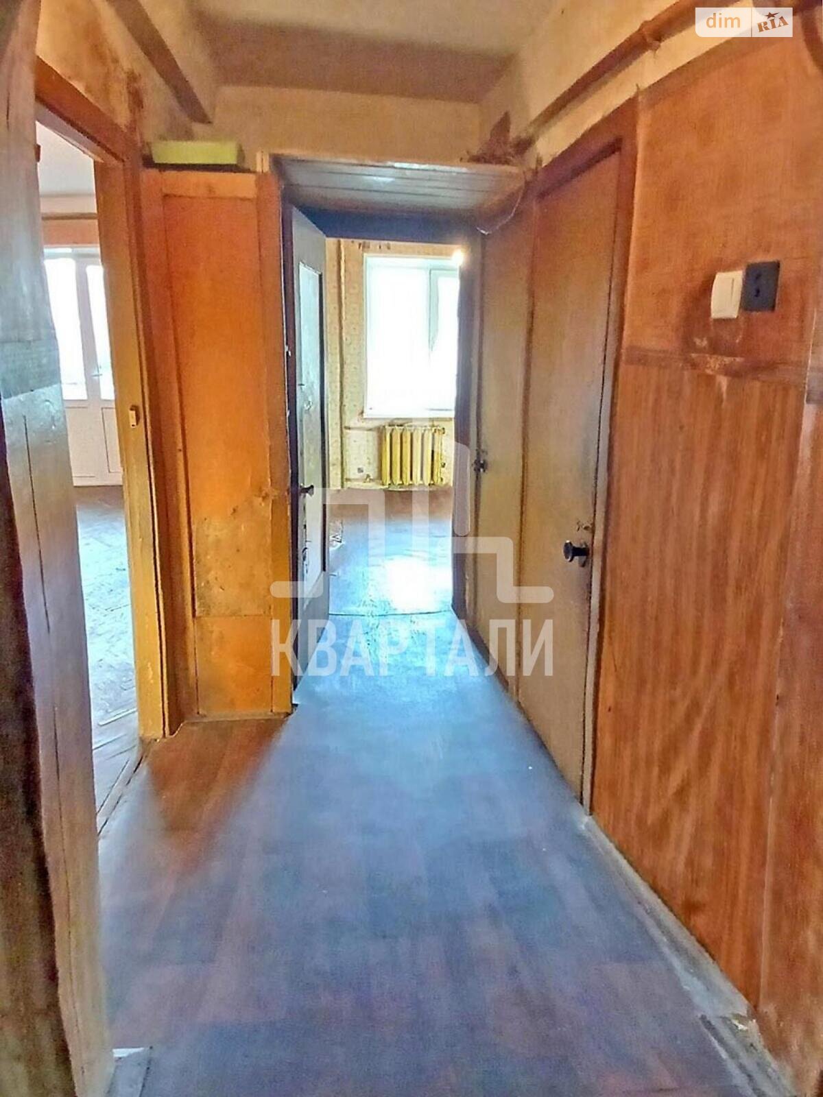 Продажа трехкомнатной квартиры в Киеве, на ул. Академика Щусева 36, район Сырец фото 1