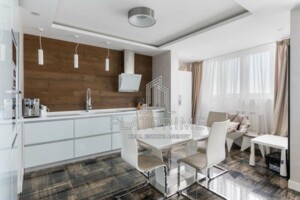 Продаж двокімнатної квартири в Києві, на вул. Авiаконструктора Iгоря Сiкорського 4В, район Сирець фото 2