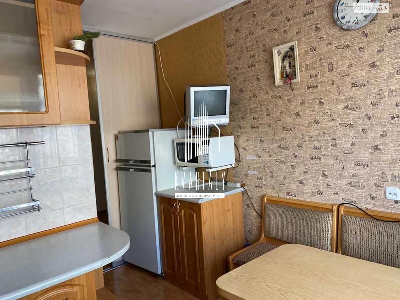Продаж трикімнатної квартири в Києві, на вул. Бакинська 37, район Сирець фото 1 Продаж трикімнатної квартири в Києві, на вул. Бакинська 37, район Сирець фото 1