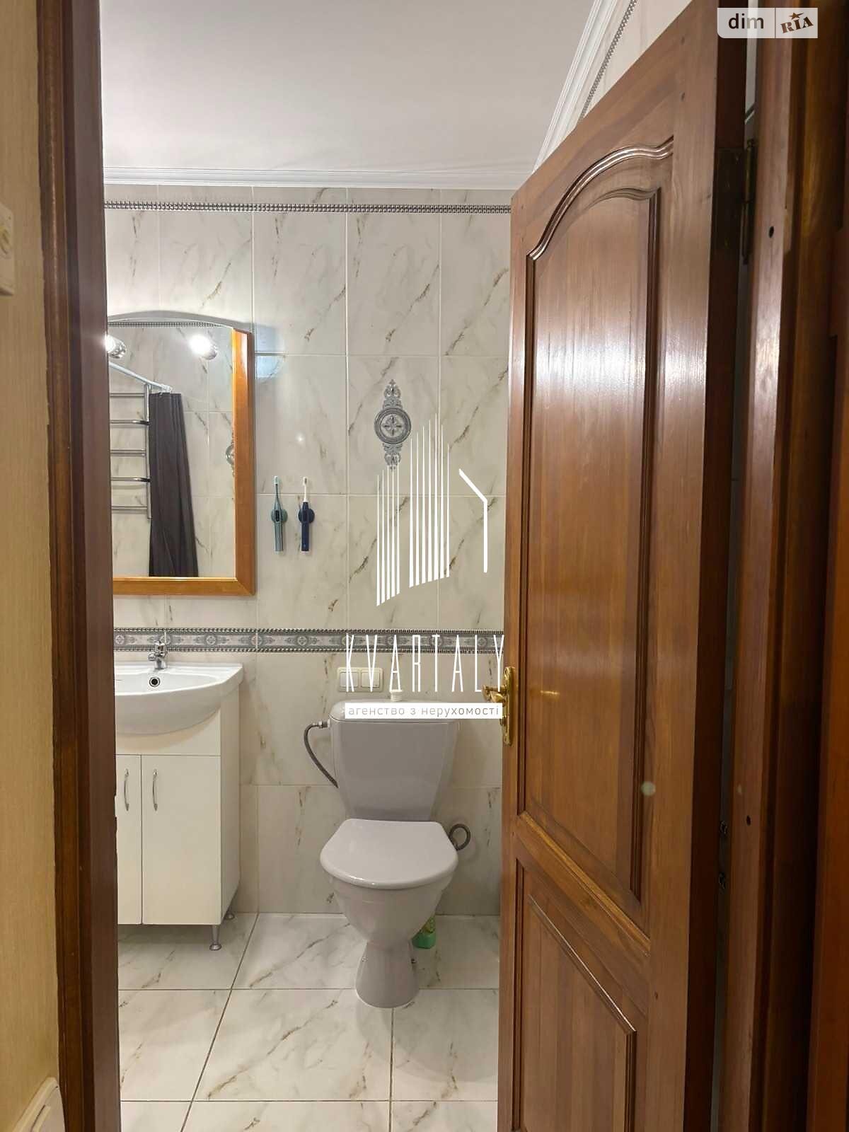 Продаж трикімнатної квартири в Києві, на вул. Олени Теліги 43, район Сирець фото 1 Продаж трикімнатної квартири в Києві, на вул. Олени Теліги 43, район Сирець фото 1