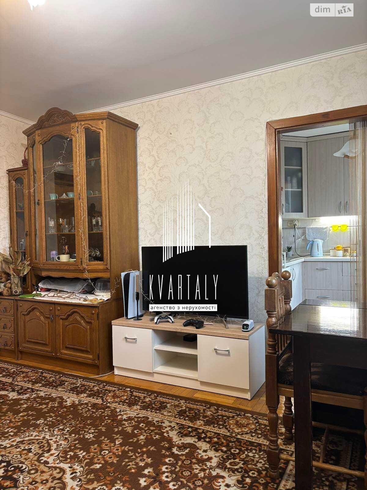 Продаж трикімнатної квартири в Києві, на вул. Олени Теліги 43, район Сирець фото 1 Продаж трикімнатної квартири в Києві, на вул. Олени Теліги 43, район Сирець фото 1