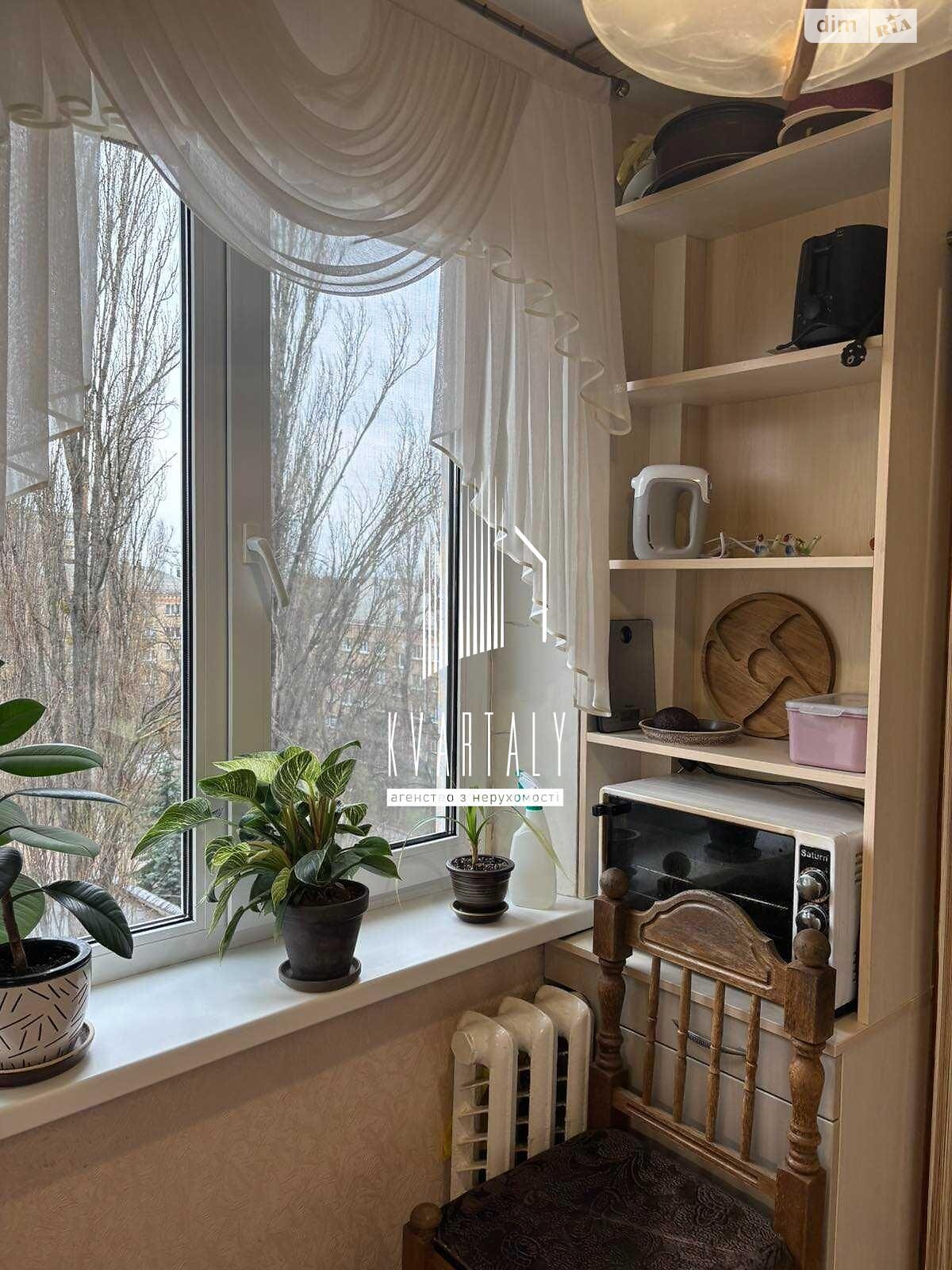 Продаж трикімнатної квартири в Києві, на вул. Олени Теліги 43, район Сирець фото 1 Продаж трикімнатної квартири в Києві, на вул. Олени Теліги 43, район Сирець фото 1