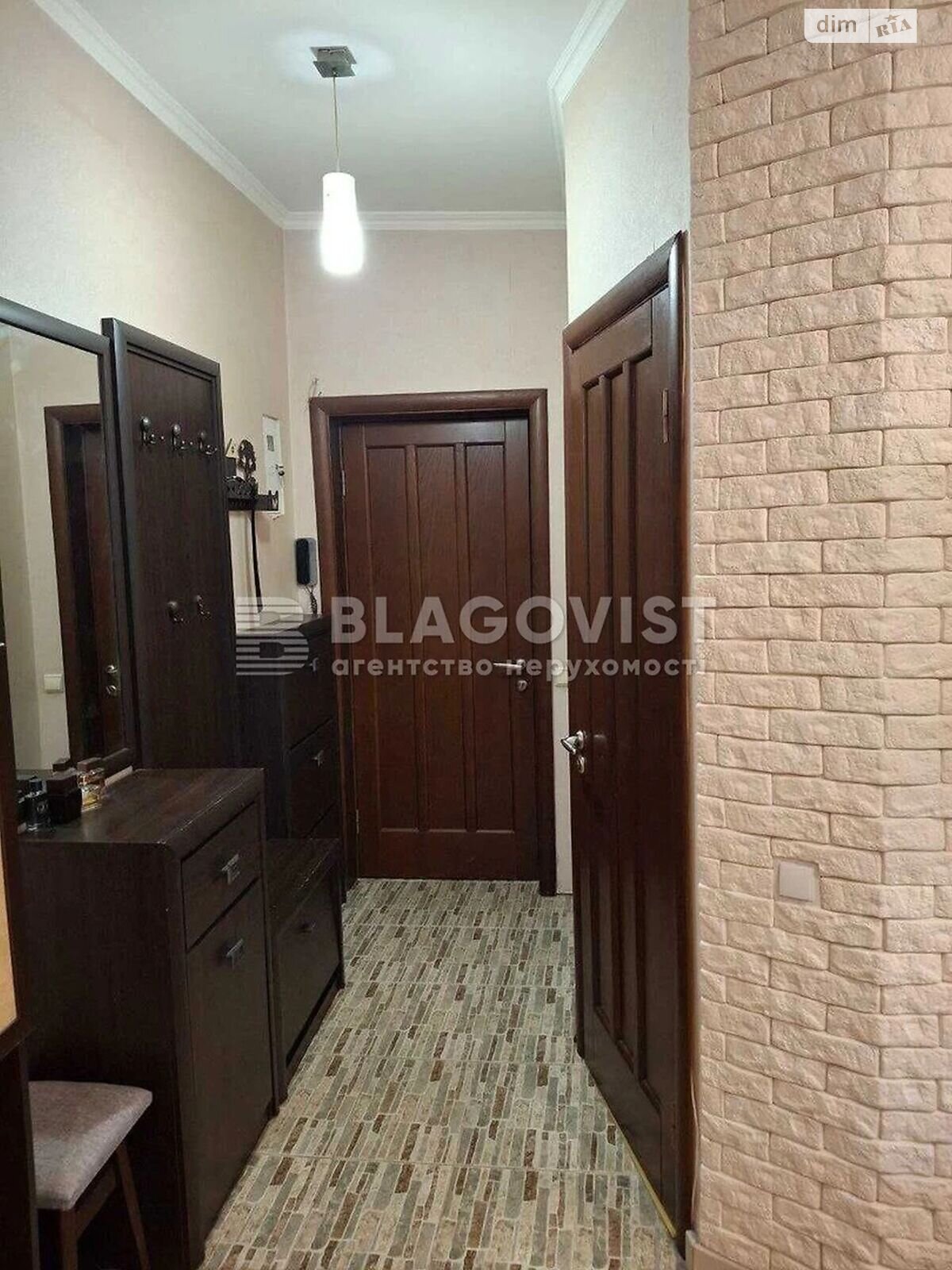 Продаж двокімнатної квартири в Києві, на вул. Ольжича 11А, район Сирець фото 1 Продаж двокімнатної квартири в Києві, на вул. Ольжича 11А, район Сирець фото 1