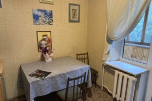 Продаж двокімнатної квартири в Києві, на вул. Парково-Сирецька 21, район Сирець фото 2