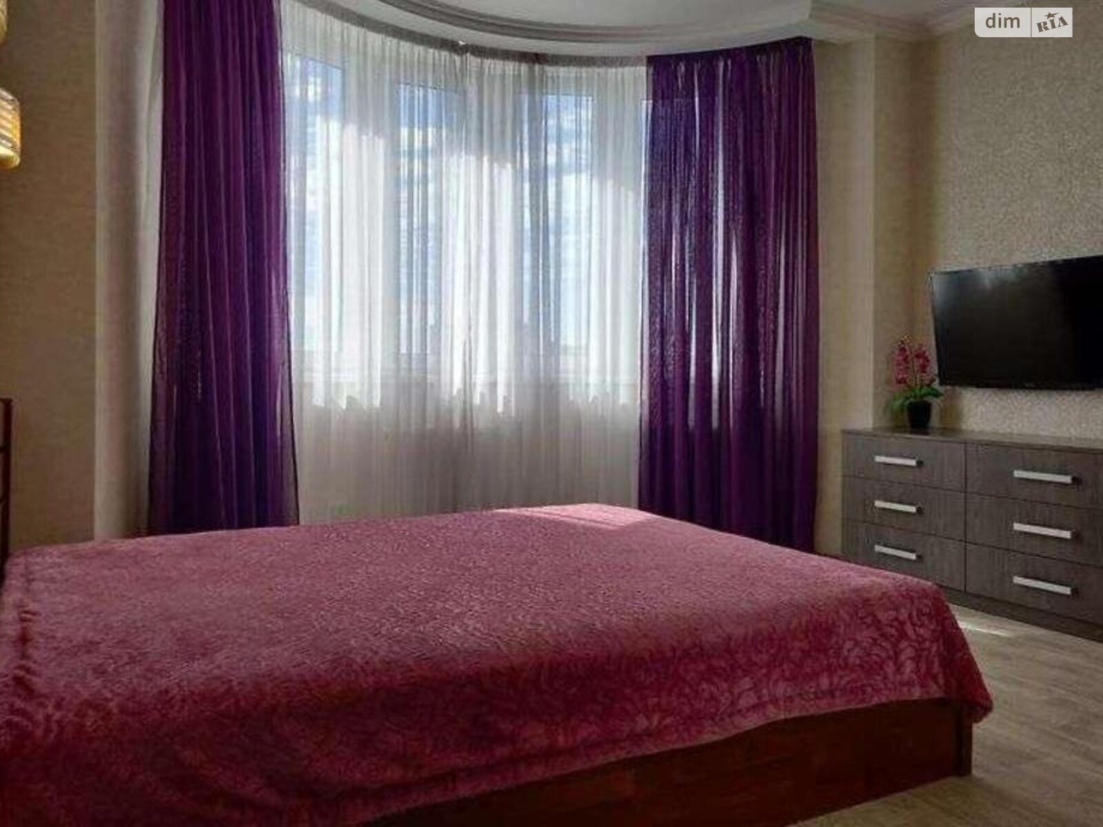 Продажа трехкомнатной квартиры в Киеве, на ул. Рижская 73Г, район Сырец фото 1 Продажа трехкомнатной квартиры в Киеве, на ул. Рижская 73Г, район Сырец фото 1