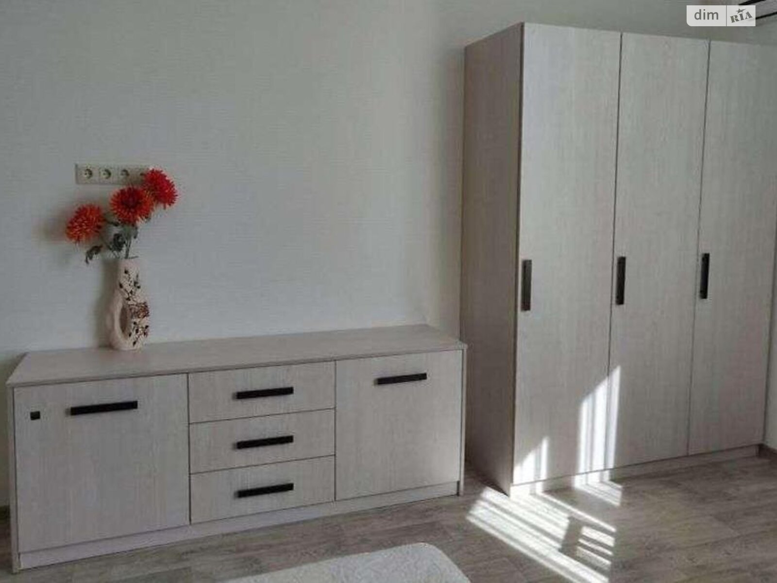 Продажа трехкомнатной квартиры в Киеве, на ул. Рижская 73Г, район Сырец фото 1 Продажа трехкомнатной квартиры в Киеве, на ул. Рижская 73Г, район Сырец фото 1