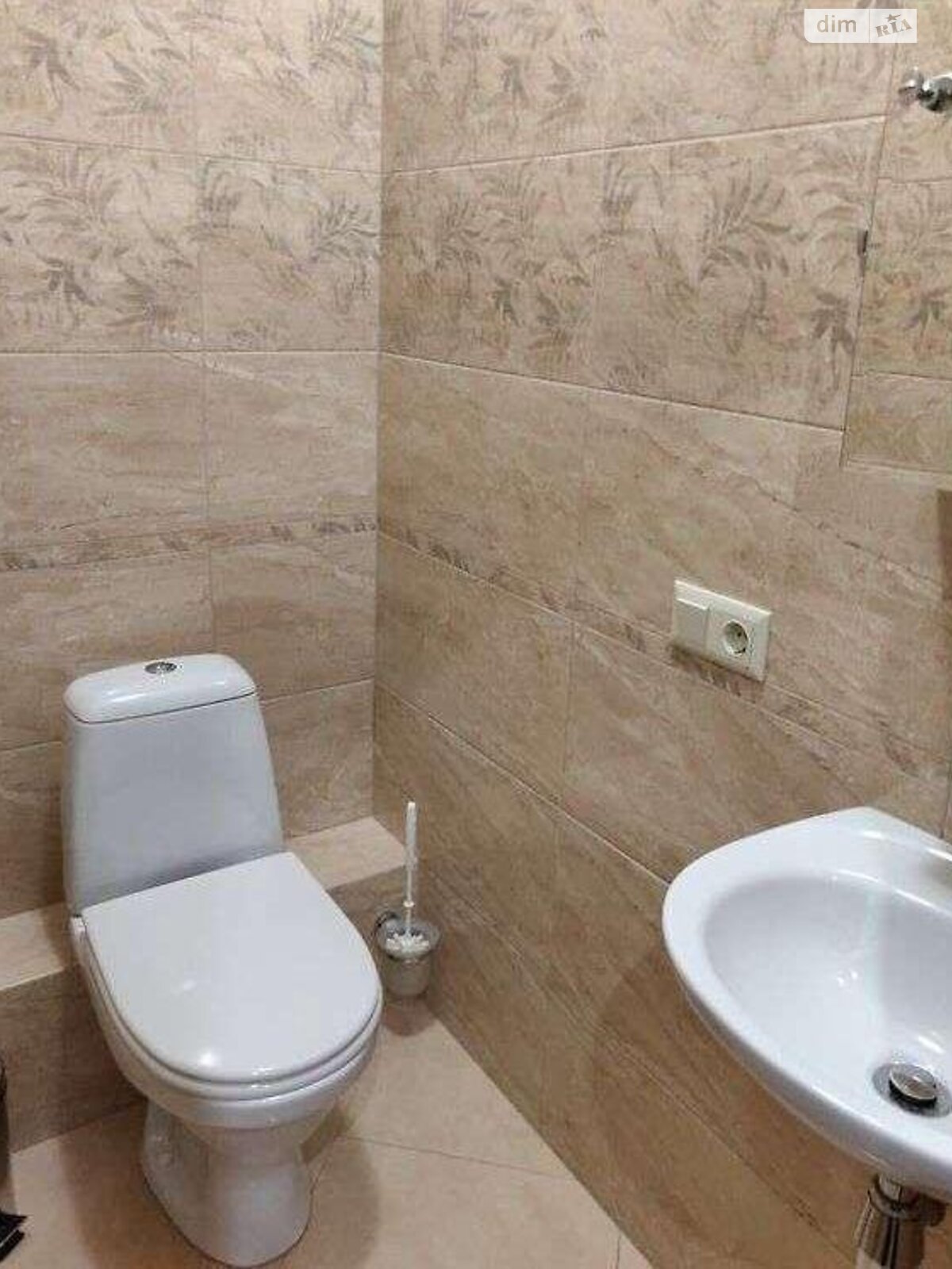 Продажа трехкомнатной квартиры в Киеве, на ул. Рижская 73Г, район Сырец фото 1 Продажа трехкомнатной квартиры в Киеве, на ул. Рижская 73Г, район Сырец фото 1