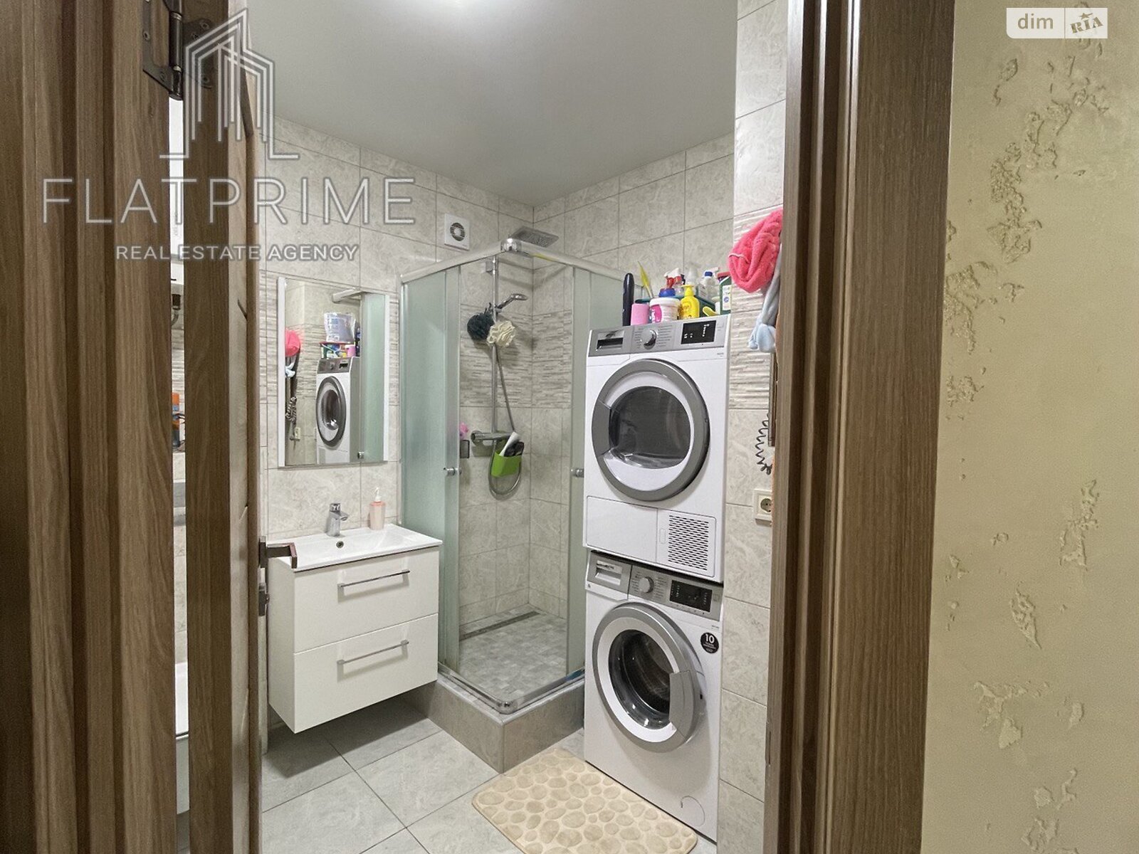 Продаж двокімнатної квартири в Києві, на вул. Ризька 8, район Сирець фото 1