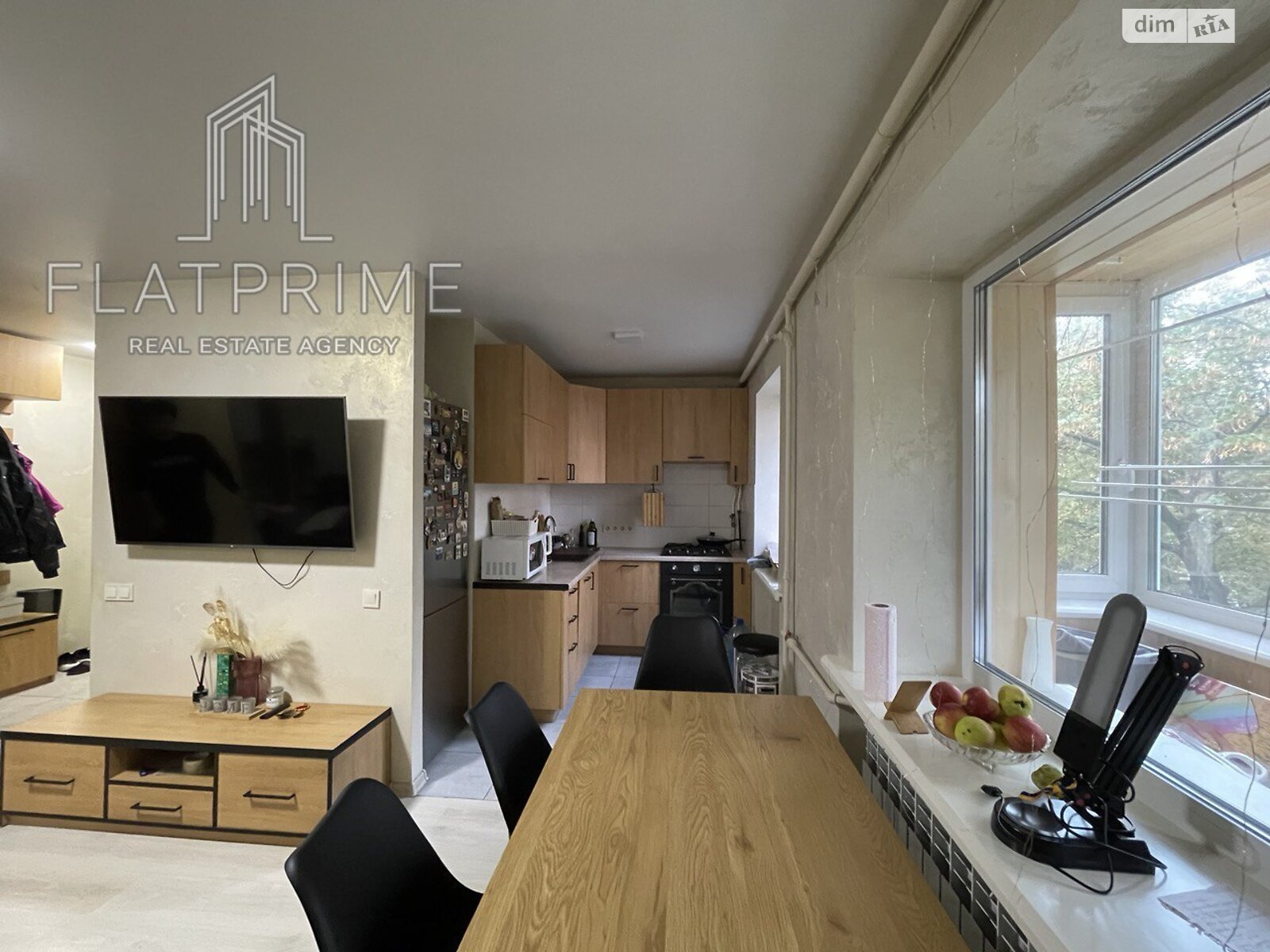 Продаж двокімнатної квартири в Києві, на вул. Ризька 8, район Сирець фото 1