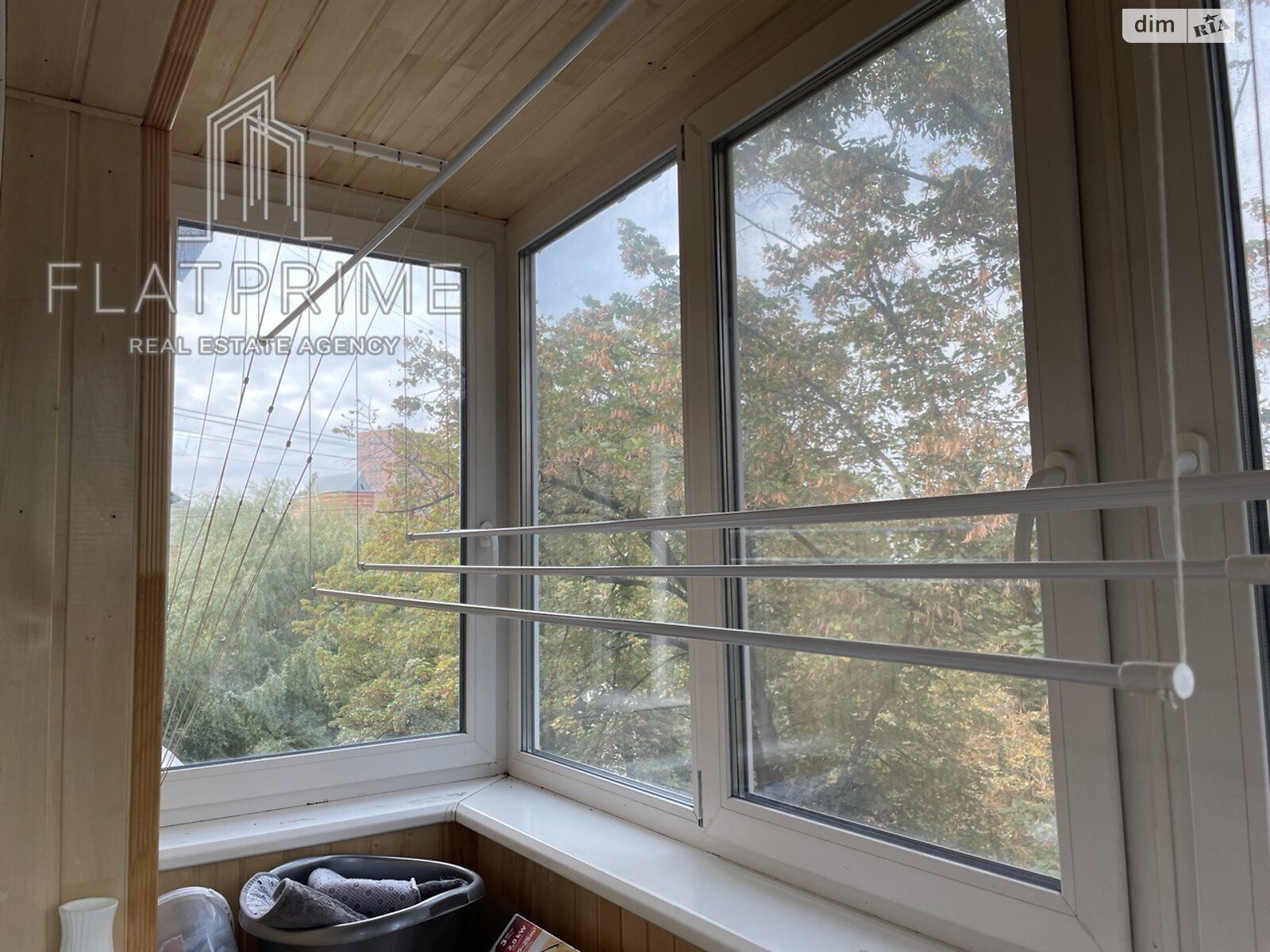 Продаж двокімнатної квартири в Києві, на вул. Ризька 8, район Сирець фото 1