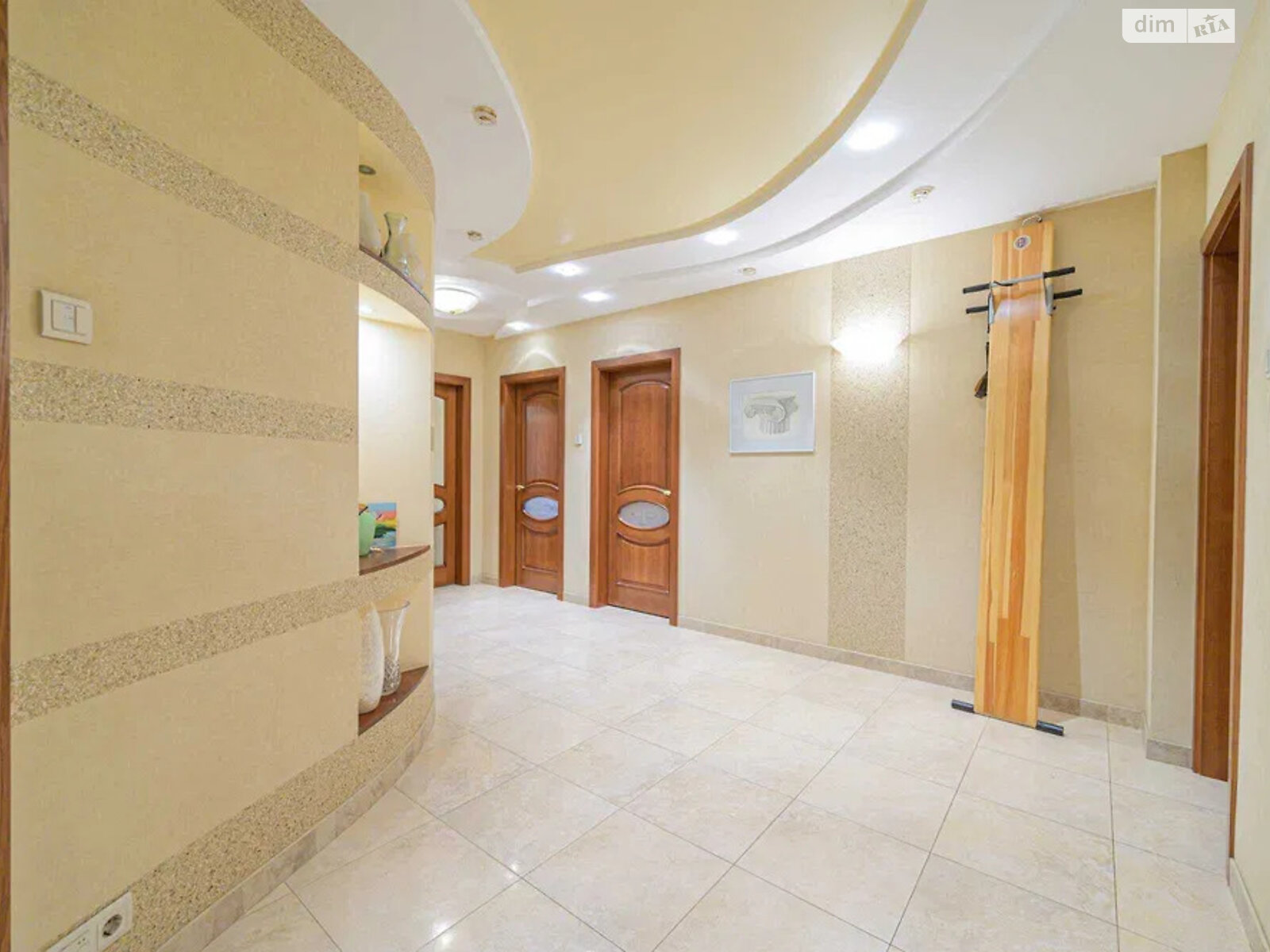 Продажа четырехкомнатной квартиры в Киеве, на ул. Степана Руданского 4-6, район Сырец фото 1 Продажа четырехкомнатной квартиры в Киеве, на ул. Степана Руданского 4-6, район Сырец фото 1