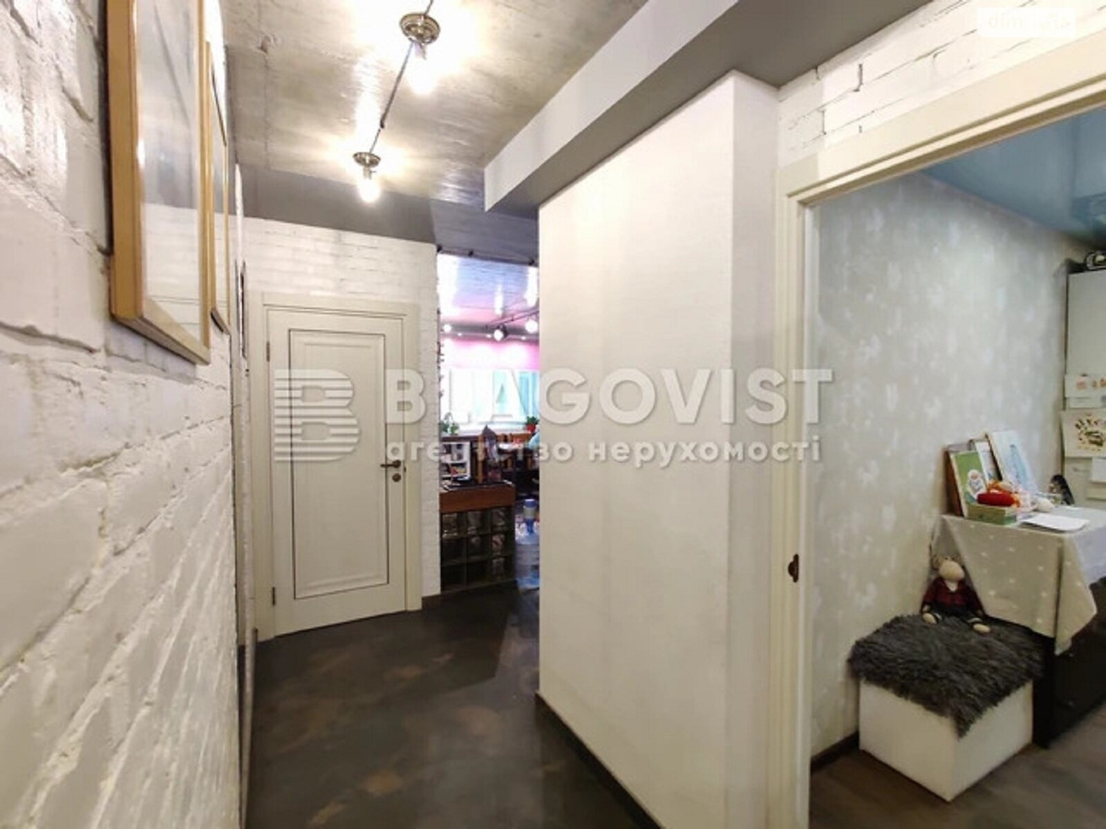 Продажа пятикомнатной квартиры в Киеве, на ул. Степана Руданского, район Сырец фото 1 Продажа пятикомнатной квартиры в Киеве, на ул. Степана Руданского, район Сырец фото 1