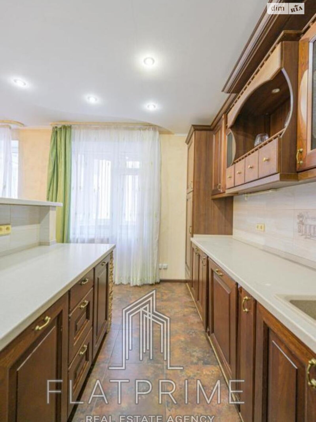 Продажа трехкомнатной квартиры в Киеве, на ул. Степана Руданского 4-6, район Сырец фото 1 Продажа трехкомнатной квартиры в Киеве, на ул. Степана Руданского 4-6, район Сырец фото 1