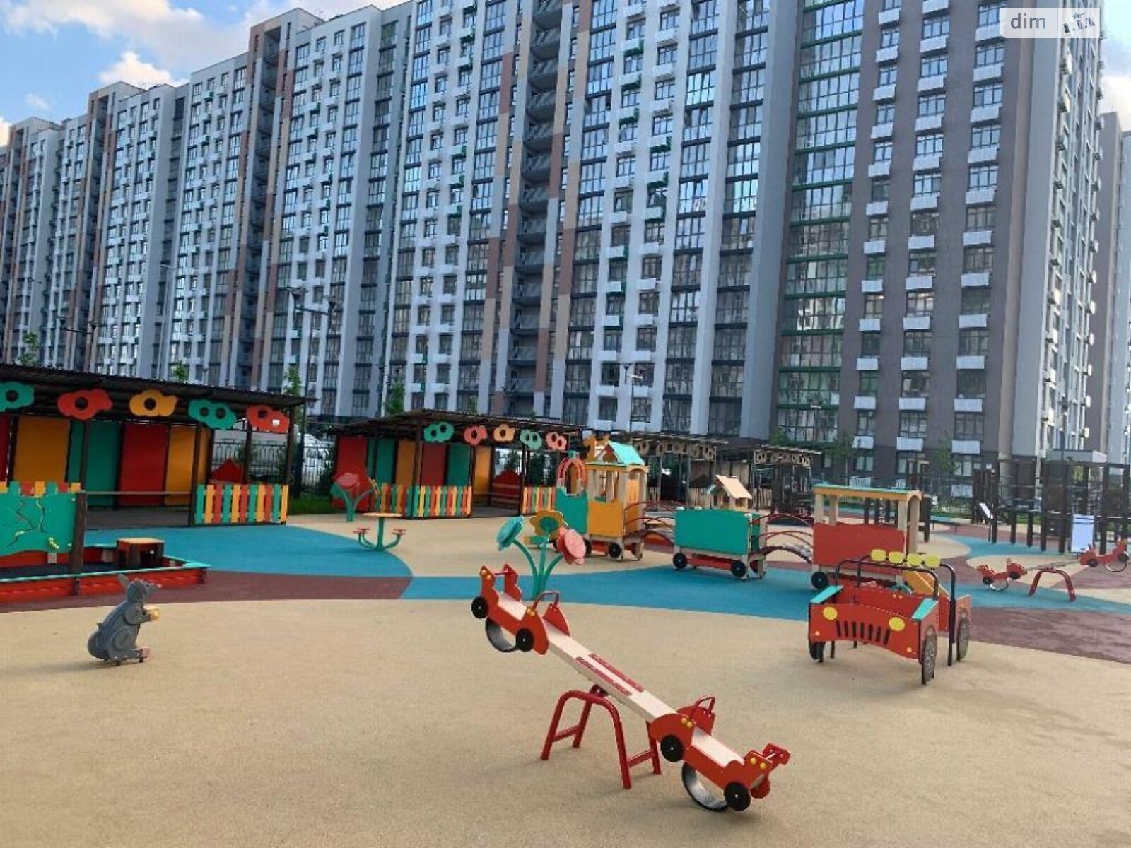 Продажа трехкомнатной квартиры в Киеве, на ул. Тираспольская 60, район Сырец фото 1