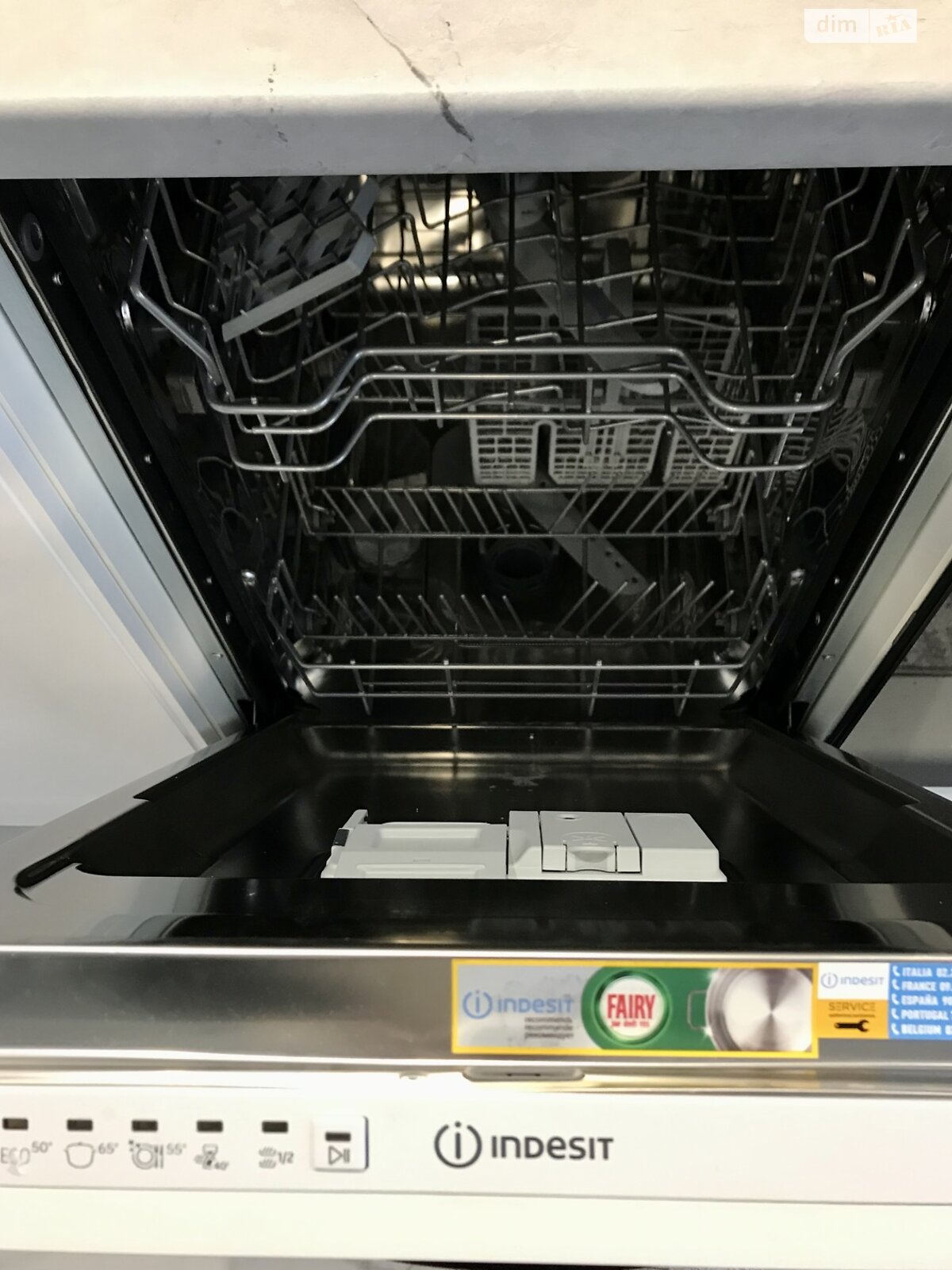 Продаж однокімнатної квартири в Києві, на вул. Українська 6, район Шевченківський фото 1