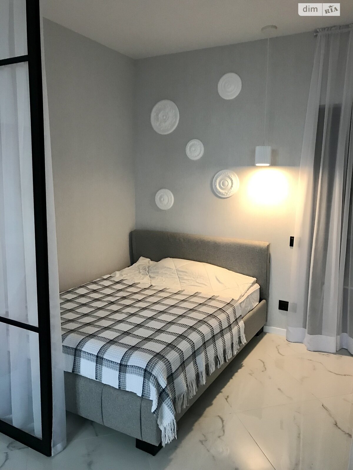 Продаж однокімнатної квартири в Києві, на вул. Українська 6, район Шевченківський фото 1