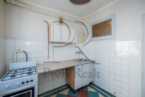 Продажа двухкомнатной квартиры в Киеве, на ул. Вавиловых 16/12, район Сырец фото 2