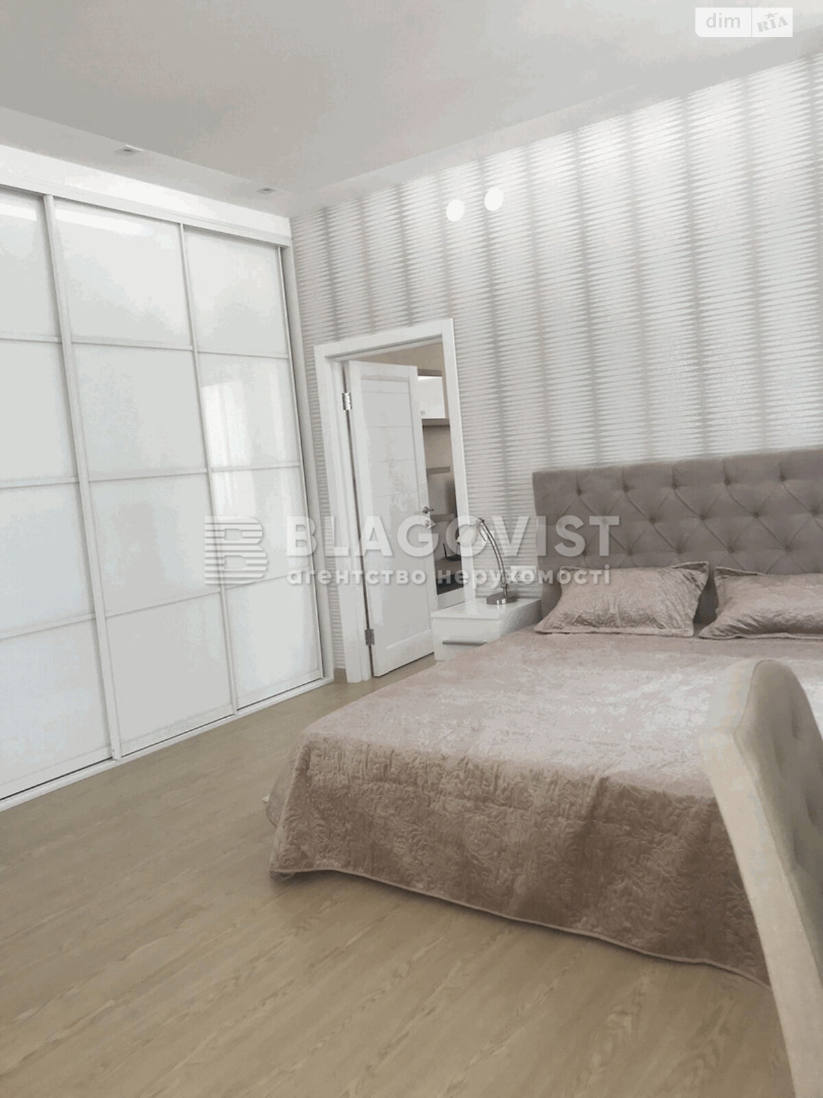 Продажа двухкомнатной квартиры в Киеве, на бул. Тараса Шевченко 33Б, фото 1