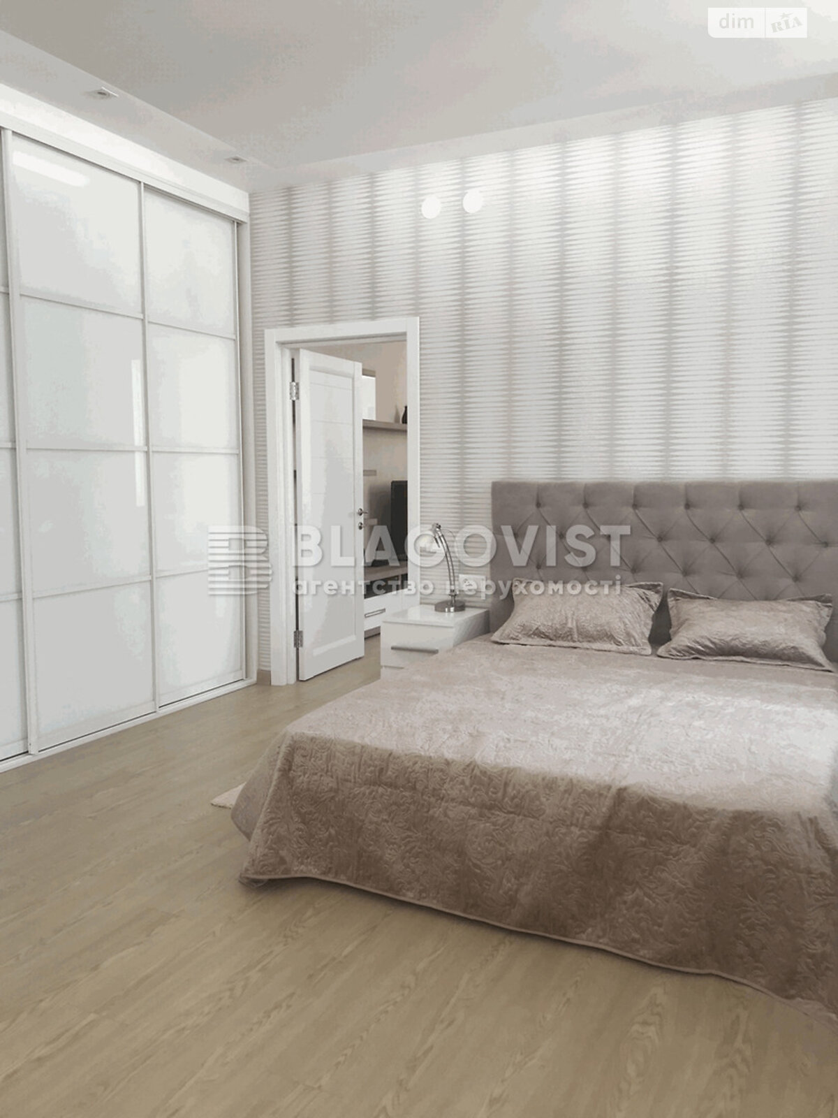 Продажа двухкомнатной квартиры в Киеве, на бул. Тараса Шевченко 33Б, фото 1