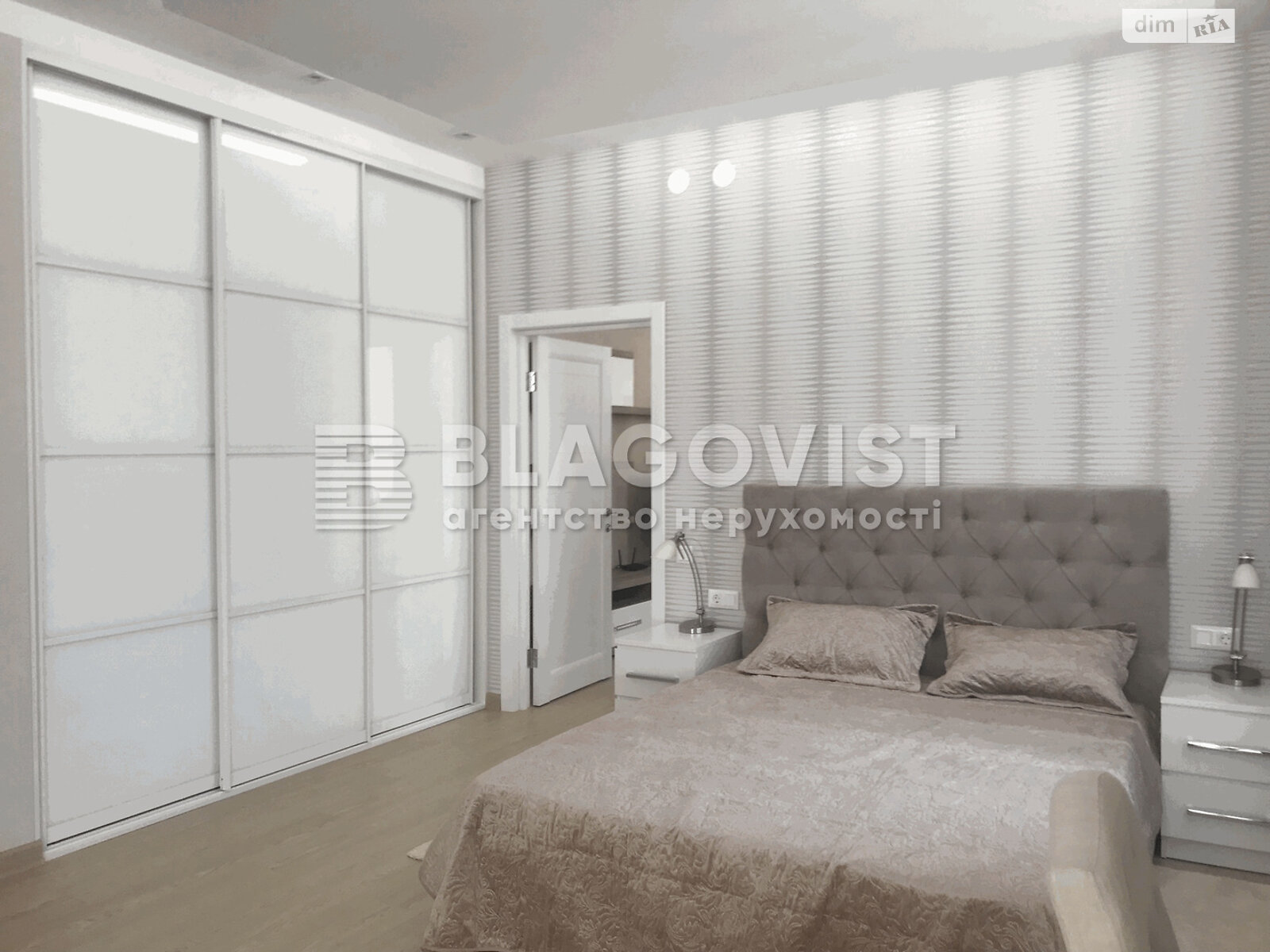 Продажа двухкомнатной квартиры в Киеве, на бул. Тараса Шевченко 33Б, фото 1