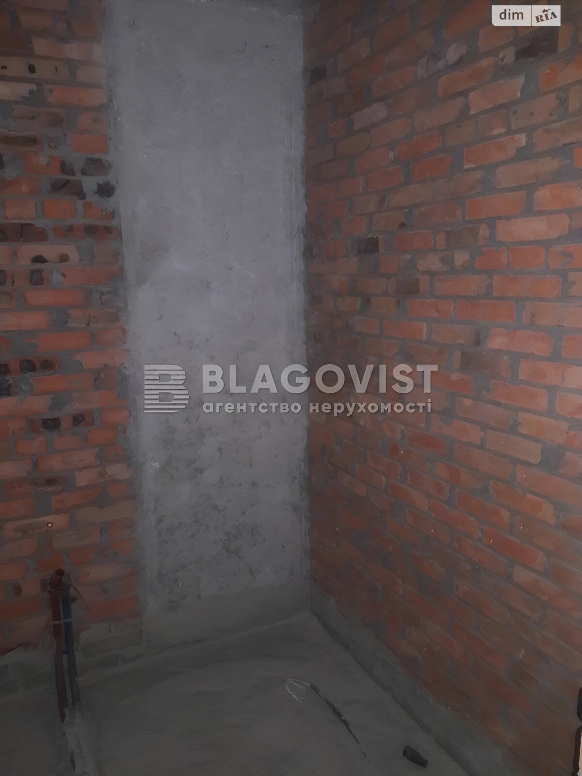 Продажа трехкомнатной квартиры в Киеве, на ул. Глубочицкая 13, район Татарка фото 1 Продажа трехкомнатной квартиры в Киеве, на ул. Глубочицкая 13, район Татарка фото 1