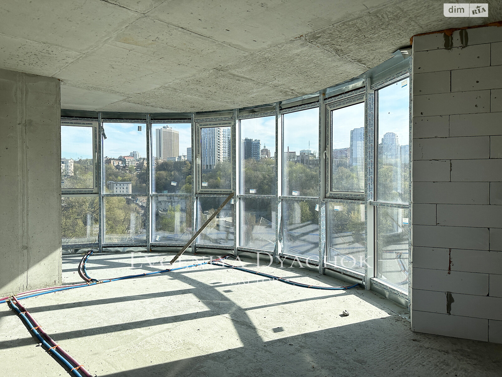 Продажа трехкомнатной квартиры в Киеве, на ул. Глубочицкая 73, район Татарка фото 1 Продажа трехкомнатной квартиры в Киеве, на ул. Глубочицкая 73, район Татарка фото 1