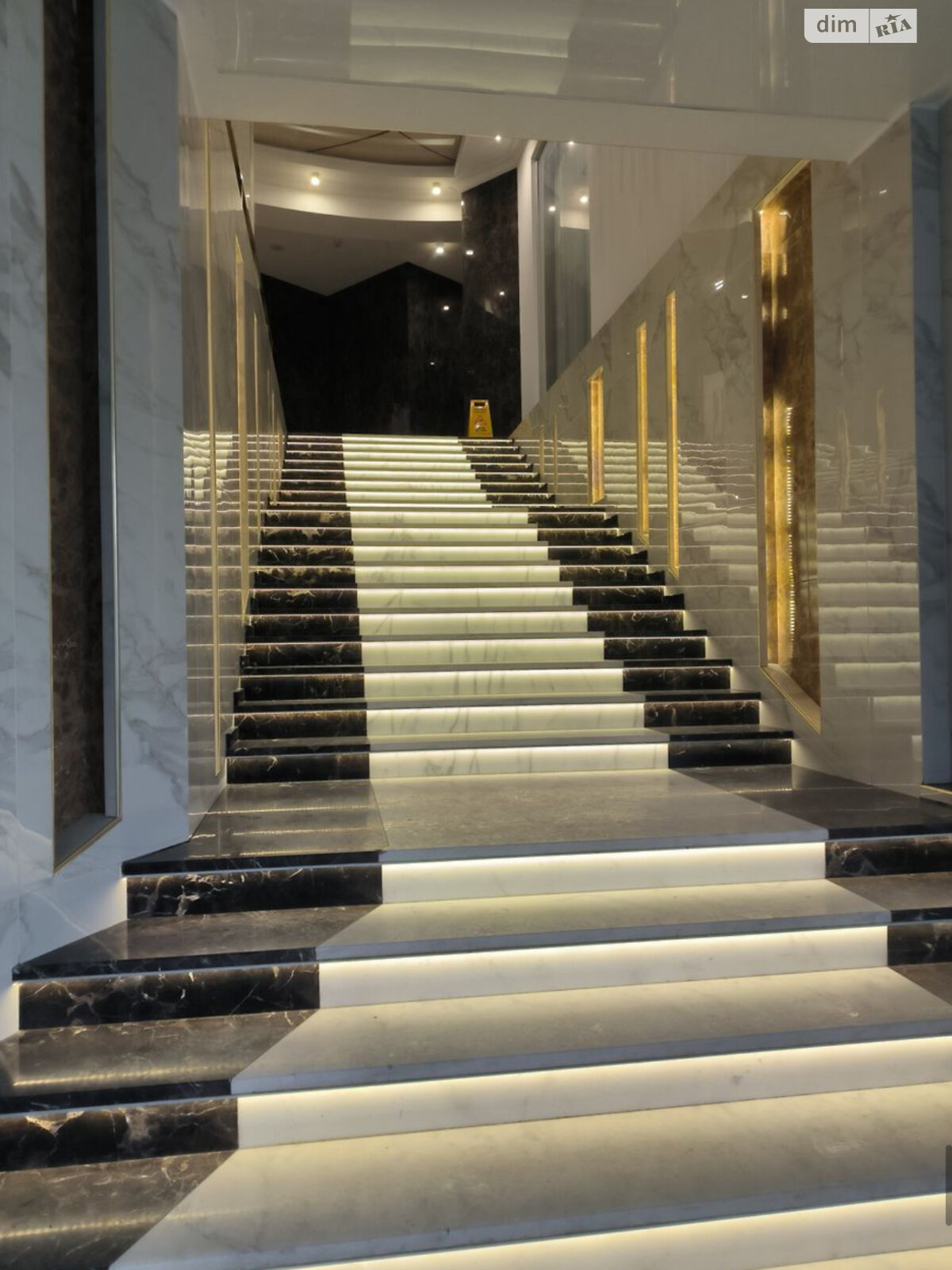 Продажа однокомнатной квартиры в Киеве, на ул. Глубочицкая 73, кв. 352, район Татарка фото 1