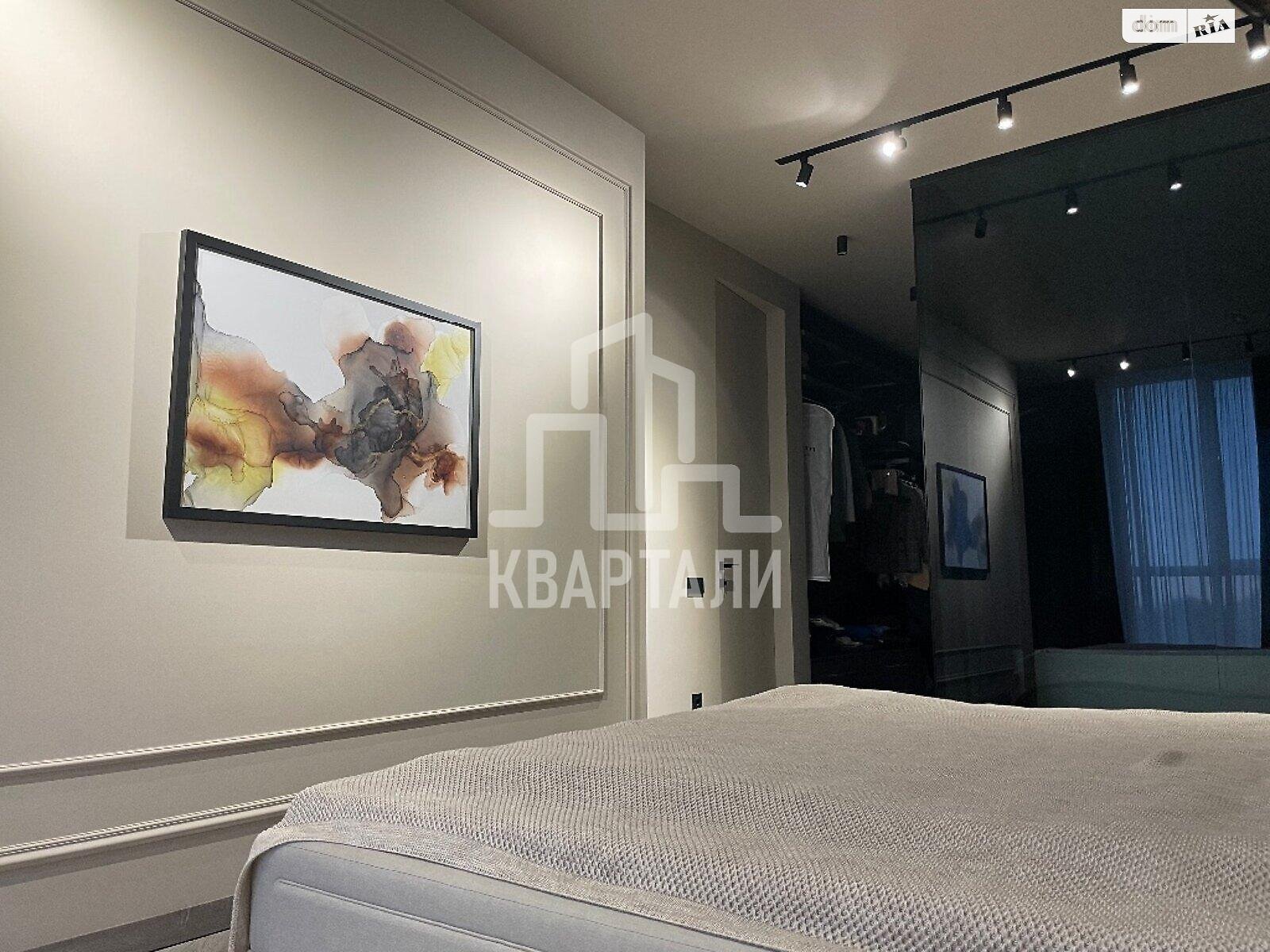 Продаж трикімнатної квартири в Києві, на вул. Глибочицька 73, район Татарка фото 1