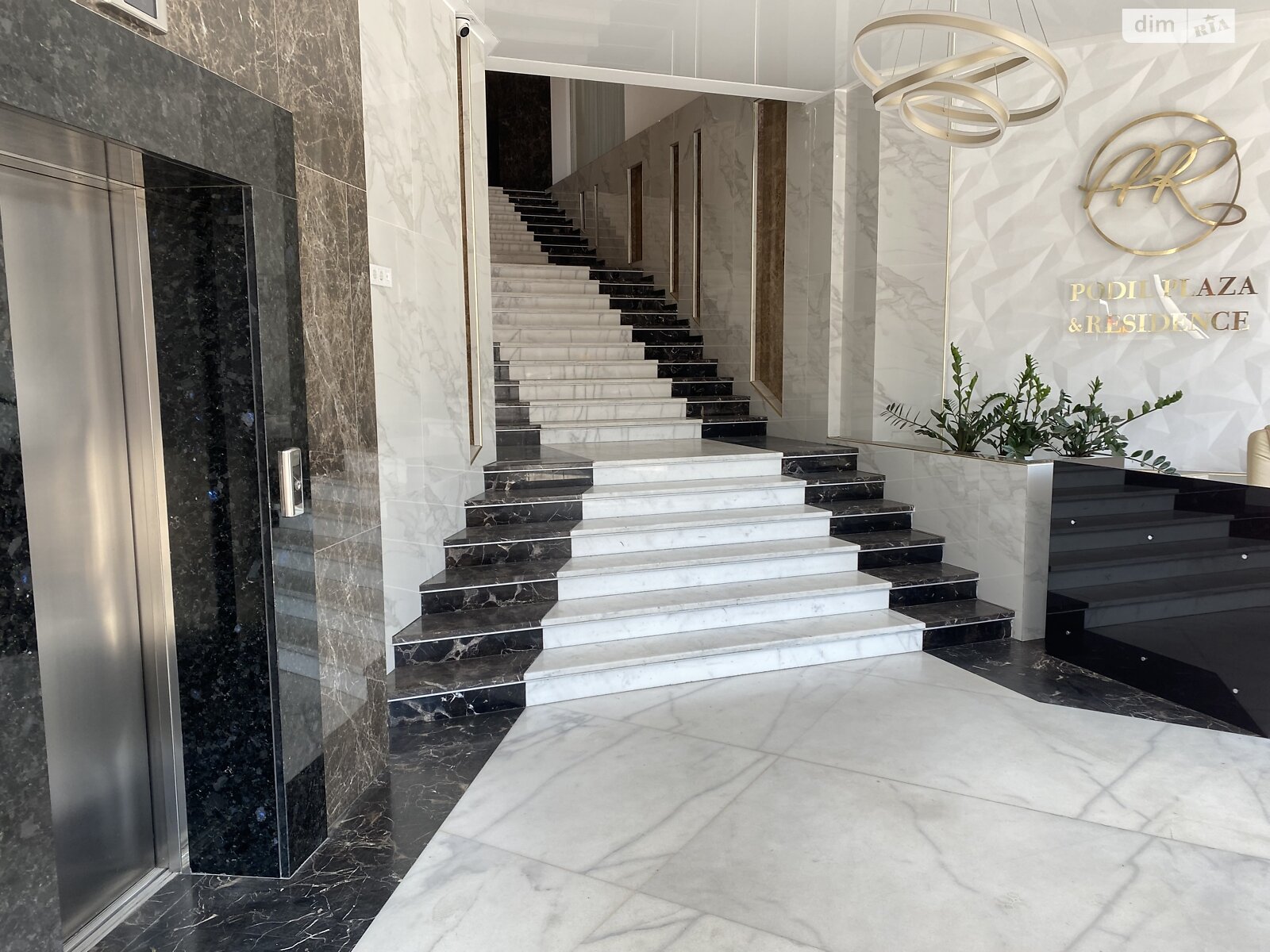 Продажа однокомнатной квартиры в Киеве, на ул. Глубочицкая 73-77, район Татарка фото 1