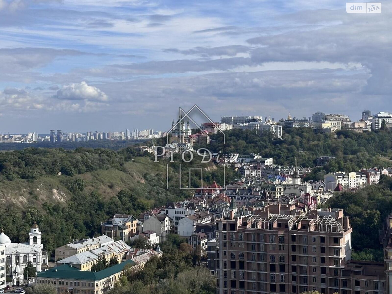 Продажа четырехкомнатной квартиры в Киеве, на ул. Глубочицкая 73, район Татарка фото 1