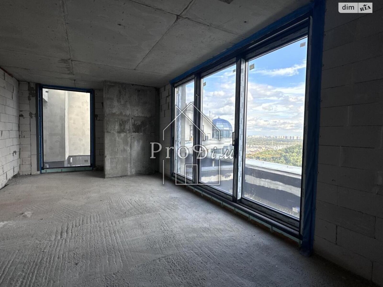 Продажа четырехкомнатной квартиры в Киеве, на ул. Глубочицкая 73, район Татарка фото 1