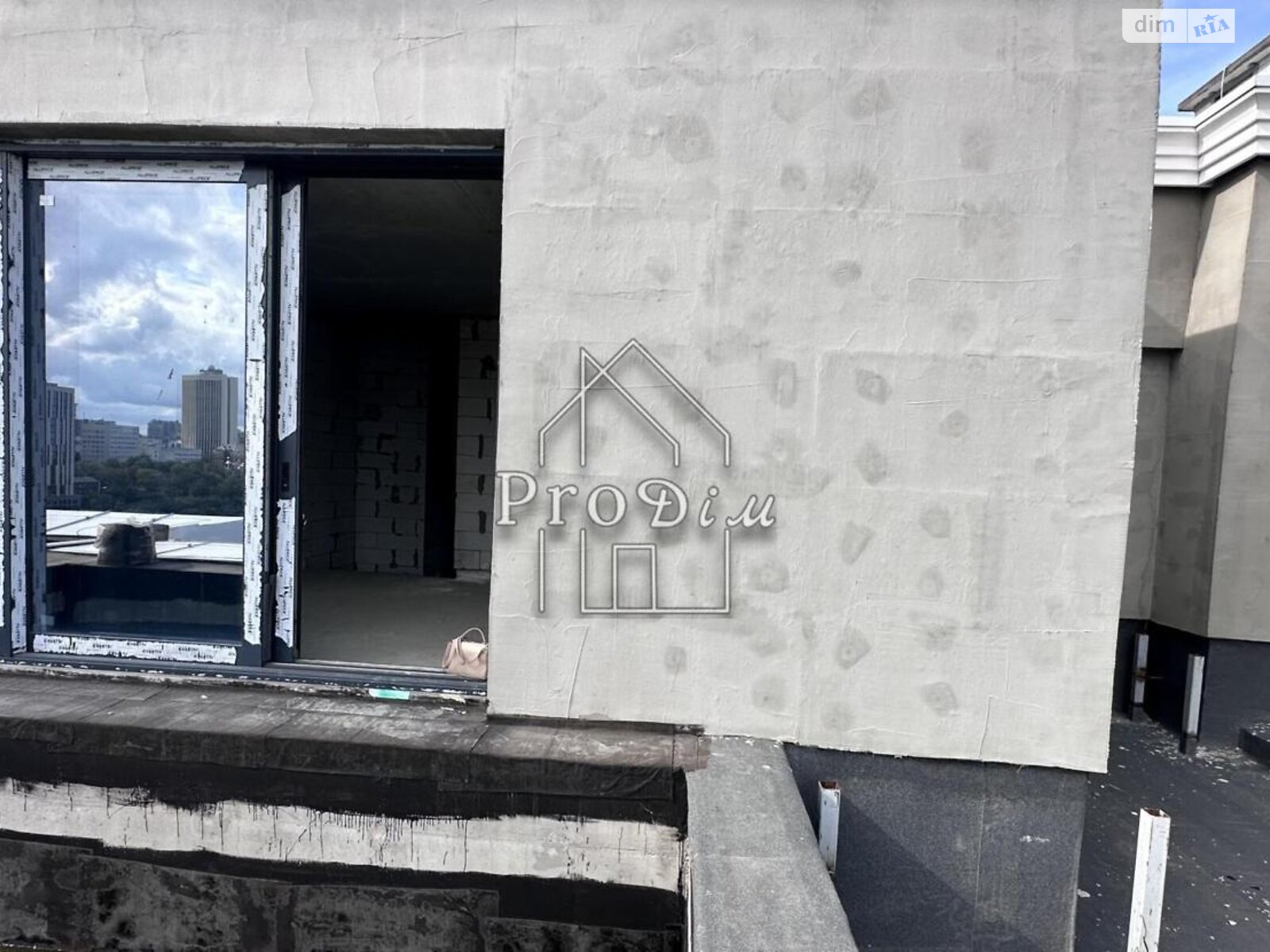 Продажа четырехкомнатной квартиры в Киеве, на ул. Глубочицкая 73, район Татарка фото 1