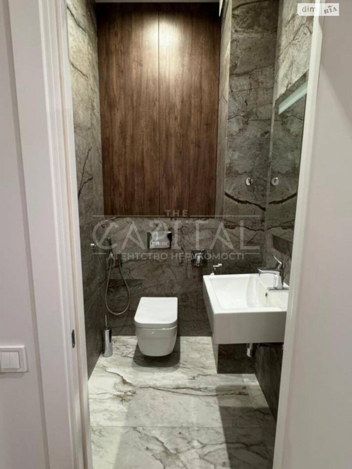 Продажа двухкомнатной квартиры в Киеве, на ул. Глубочицкая 73-77, район Татарка фото 1