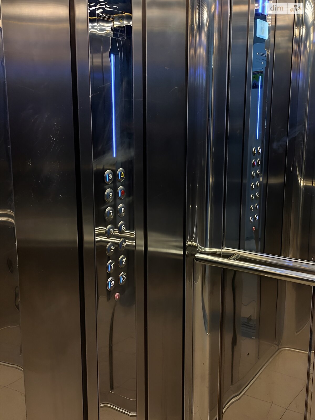 Продажа трехкомнатной квартиры в Киеве, на ул. Нагорная 15, район Татарка фото 1 Продажа трехкомнатной квартиры в Киеве, на ул. Нагорная 15, район Татарка фото 1