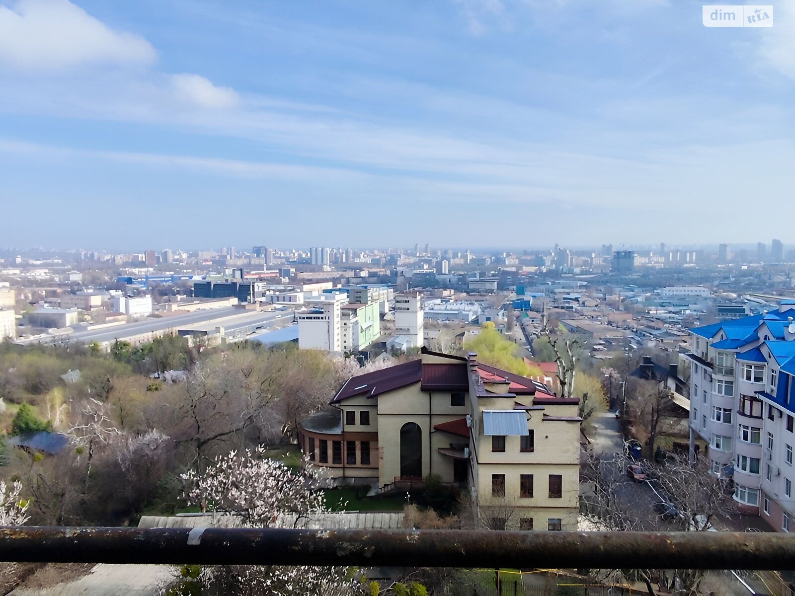 Продажа трехкомнатной квартиры в Киеве, на ул. Нагорная 15, район Татарка фото 1 Продажа трехкомнатной квартиры в Киеве, на ул. Нагорная 15, район Татарка фото 1