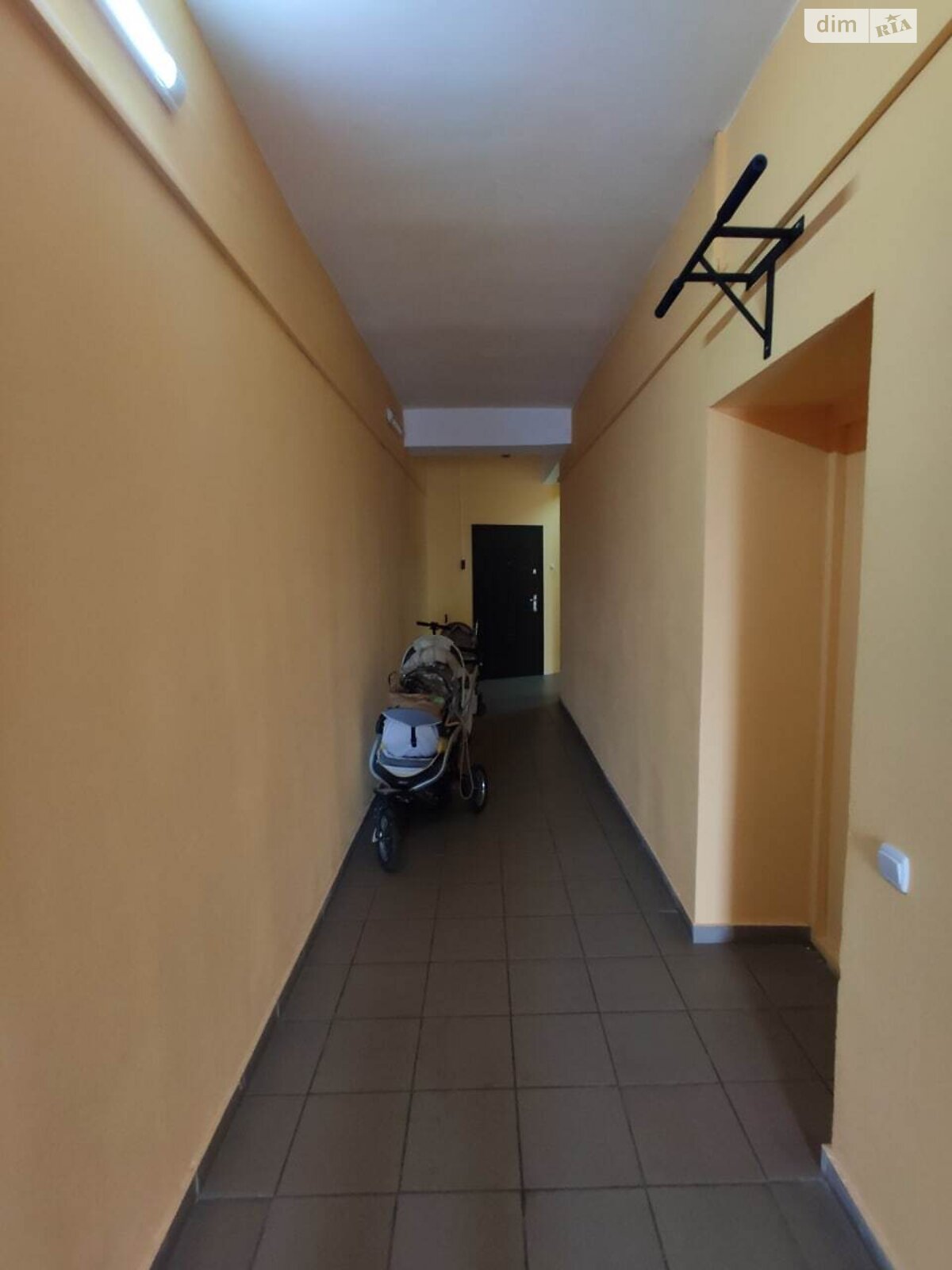 Продажа трехкомнатной квартиры в Киеве, на ул. Нагорная 15, район Татарка фото 1 Продажа трехкомнатной квартиры в Киеве, на ул. Нагорная 15, район Татарка фото 1
